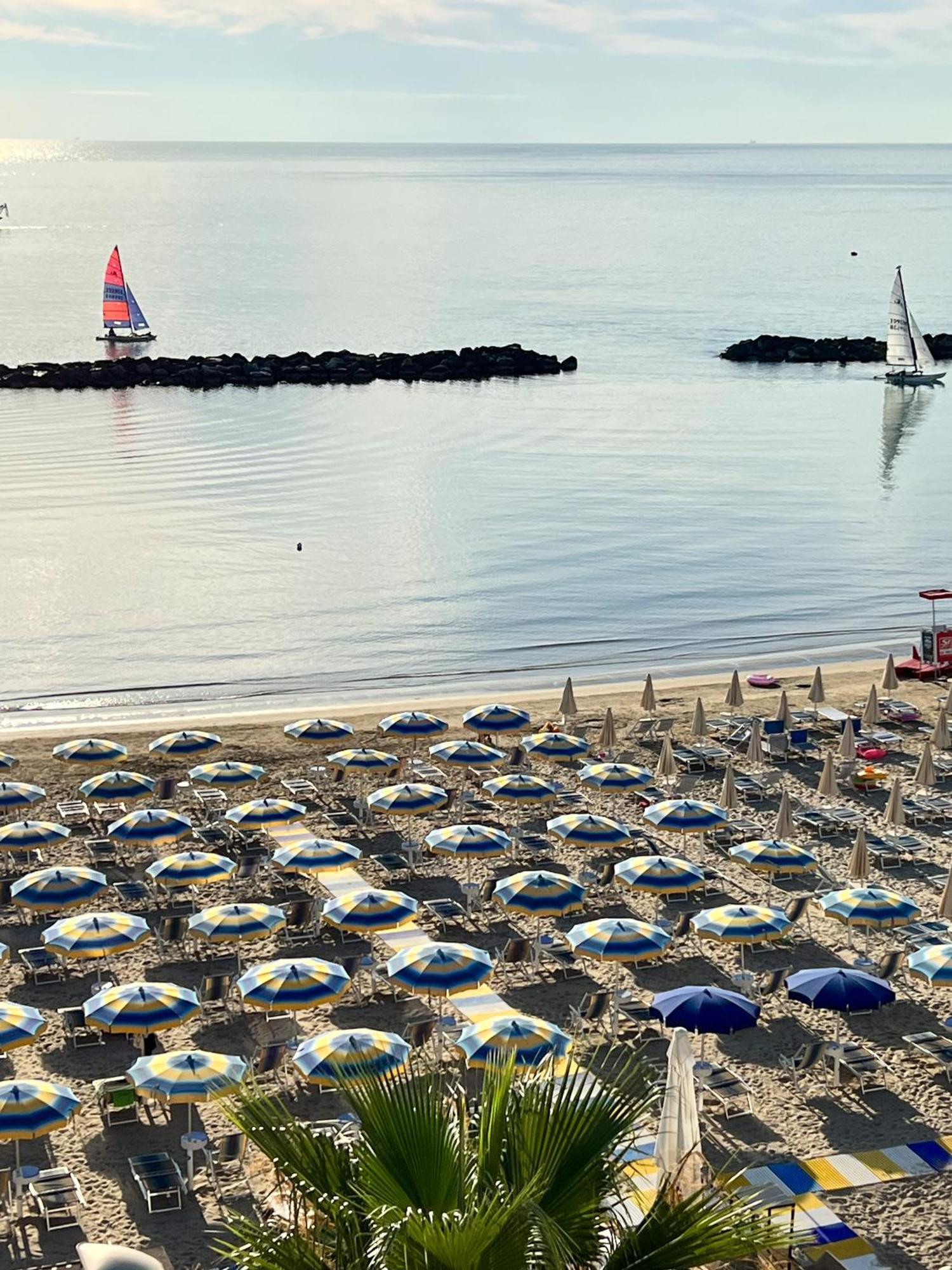 Hotel Ideal Cupra Marittima Exterior foto
